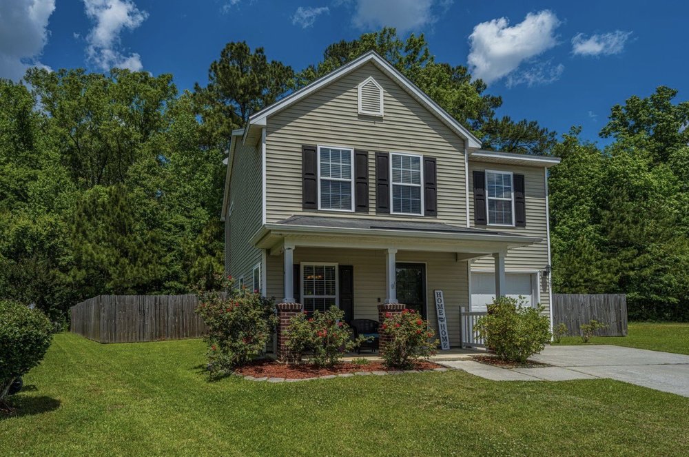 Photo of Bonnie Wicks - Carolina One Real Estate