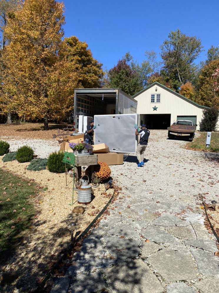 Photo of HyreMovers