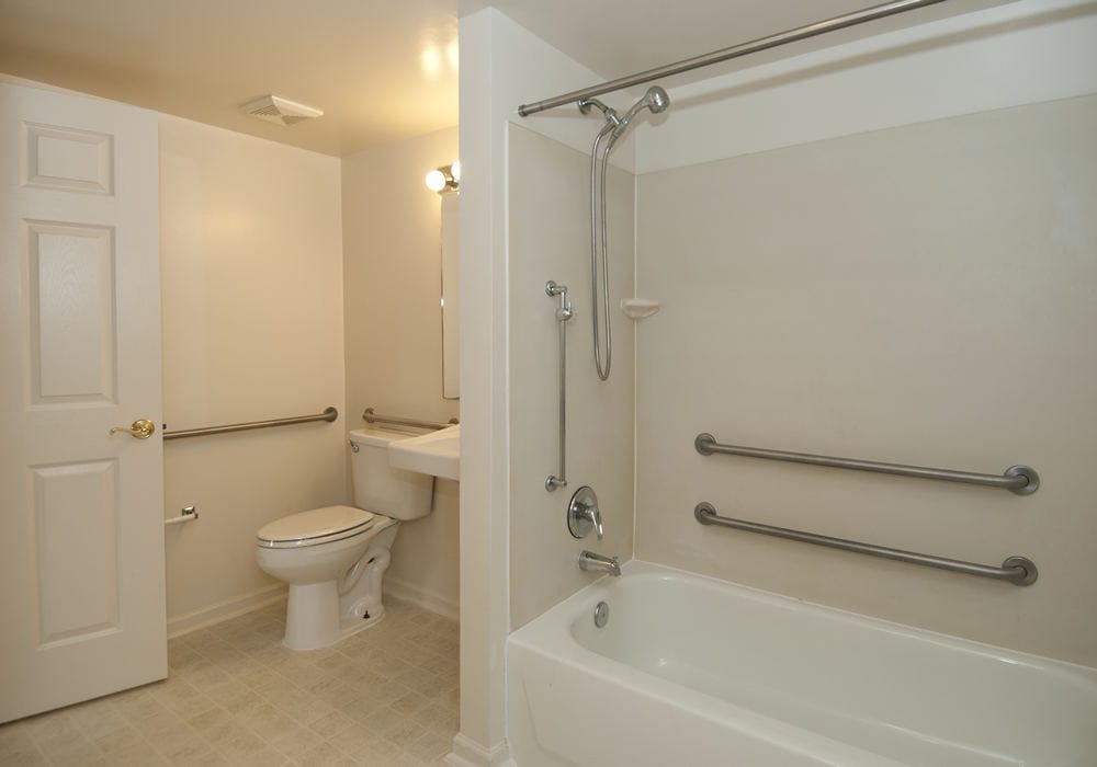 Photo of The Ivy Club Apartments