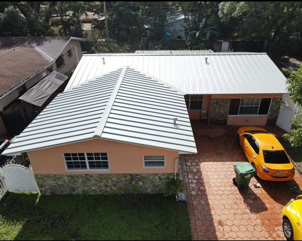 Photo of Roof 4 Less FL