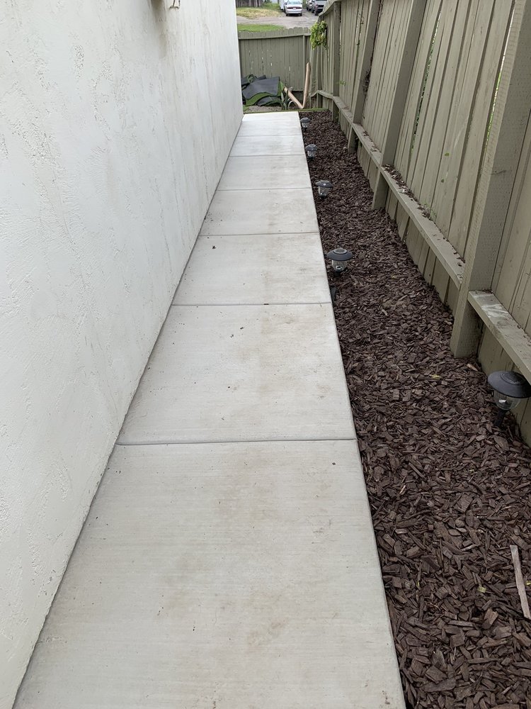 Photo of Final Touch Hardscape