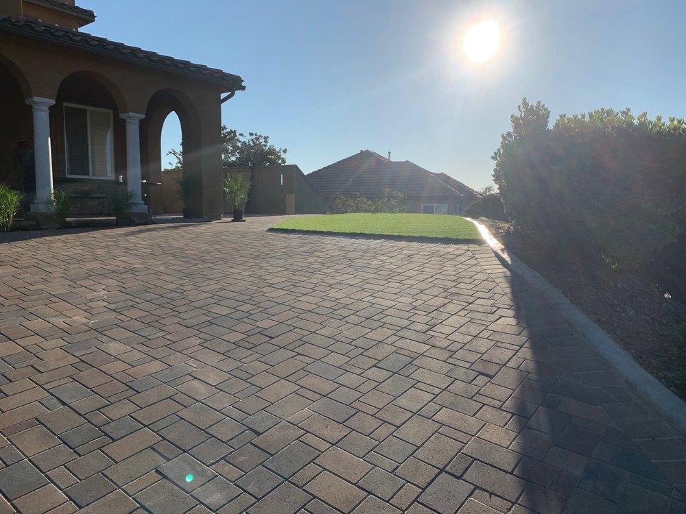 Photo of Final Touch Hardscape