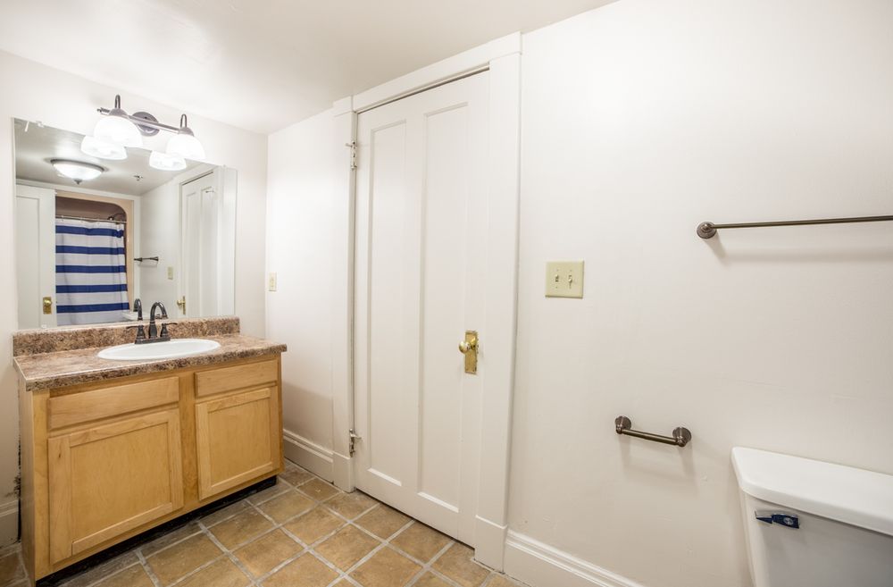 Photo of Lockerbie Court on Mass Ave
