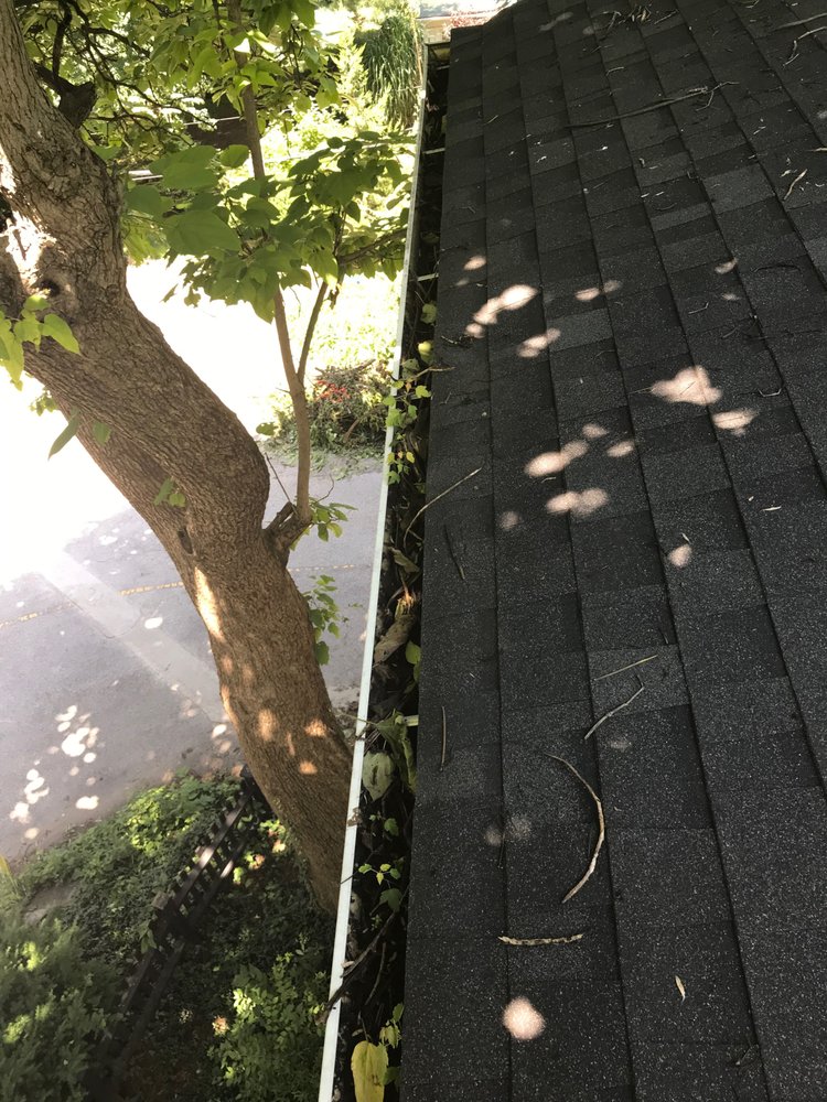 Photo of Flo-Rite Gutter Service