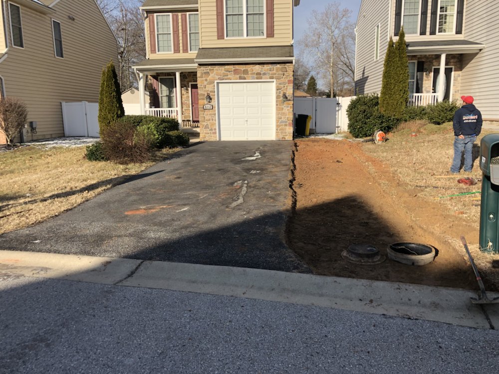 Photo of Dustin's Driveways