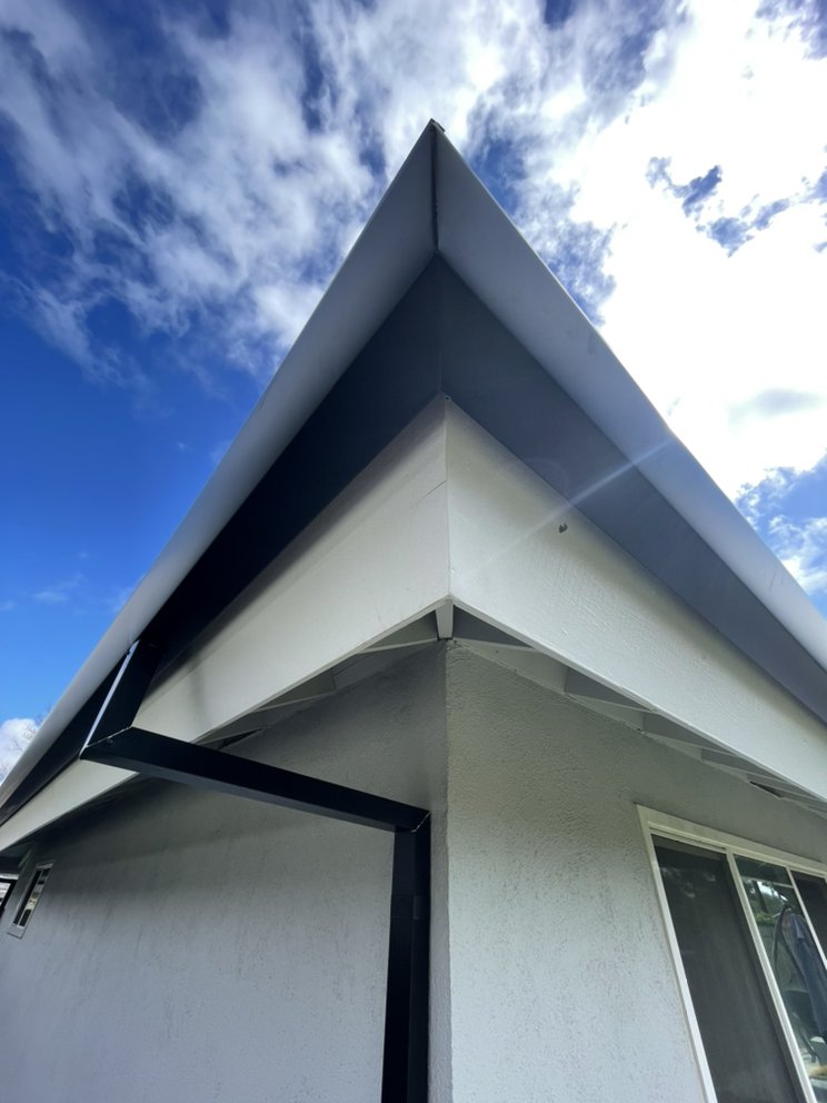 Photo of Thend Seamless Rain Gutters