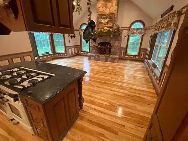 Photo of Soto's Wood Floor Refinishing