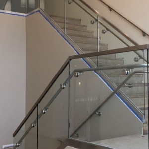 Bellflower Lakewood Glass & Screen