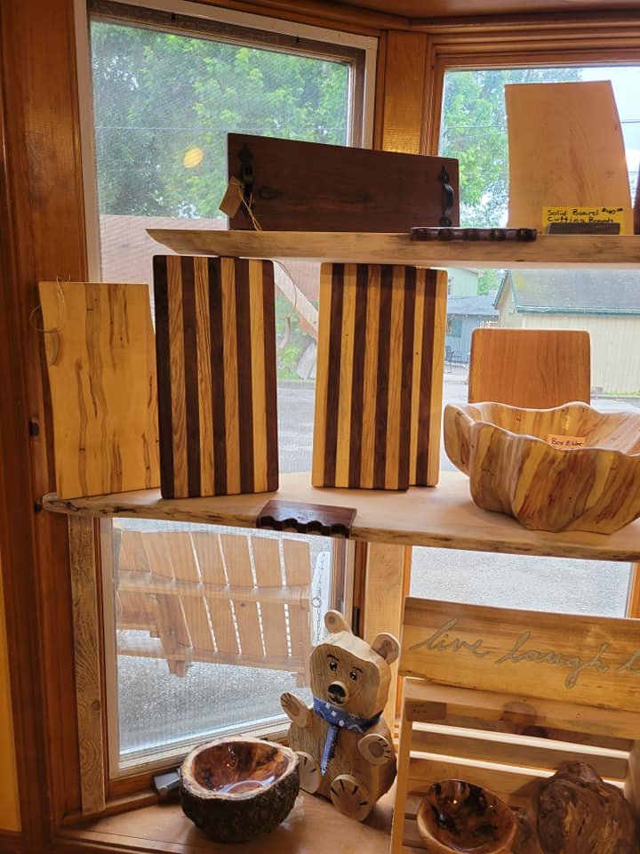 Photo of Lockard's Live Edge