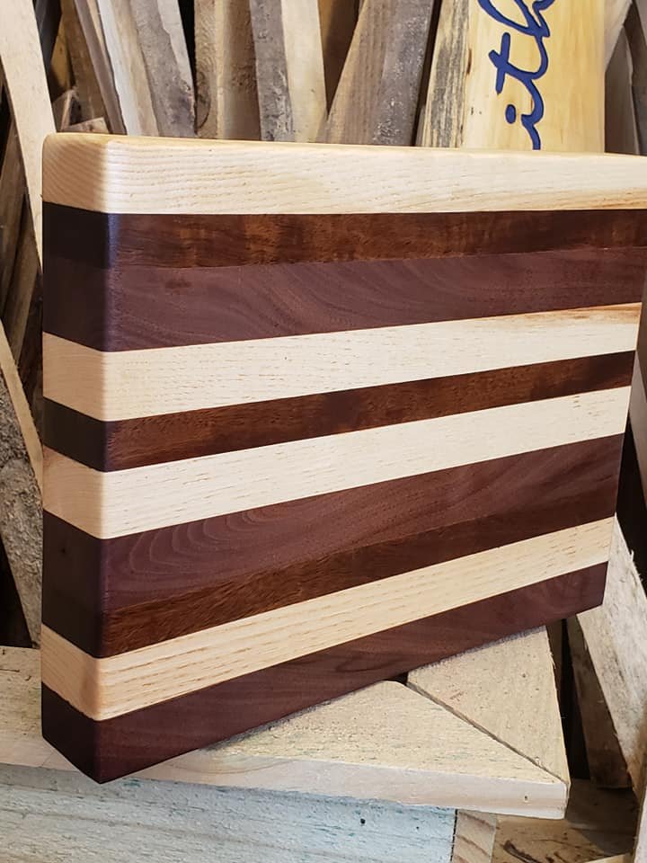Photo of Lockard's Live Edge