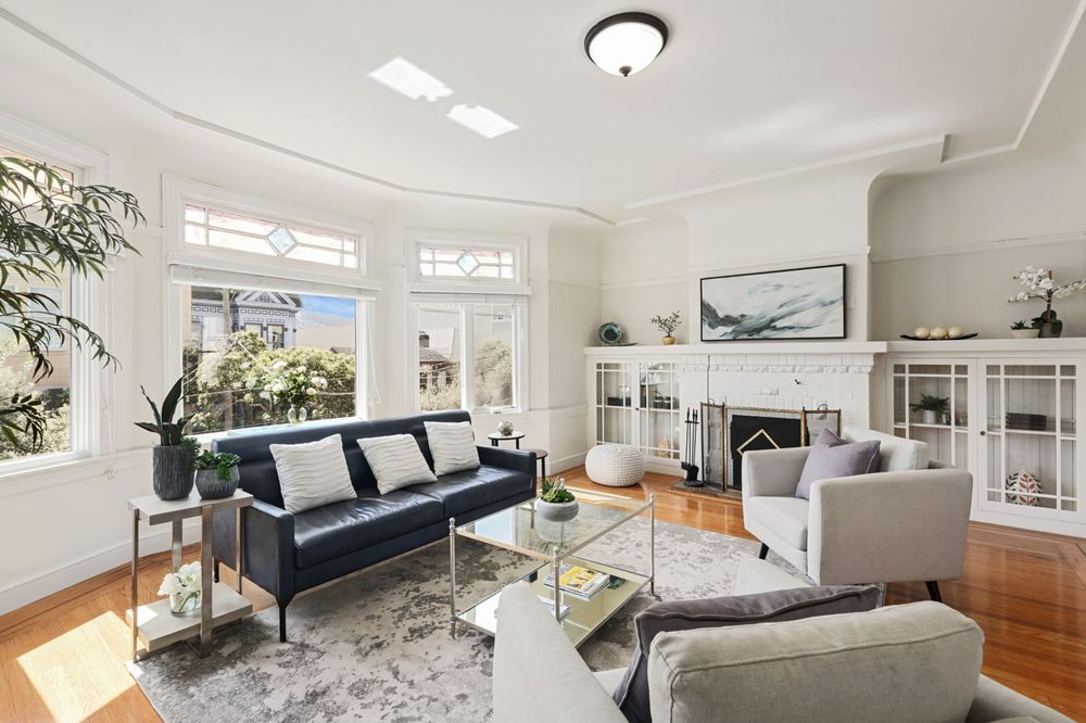 Photo of Renee Gonsalves - Compass Real Estate