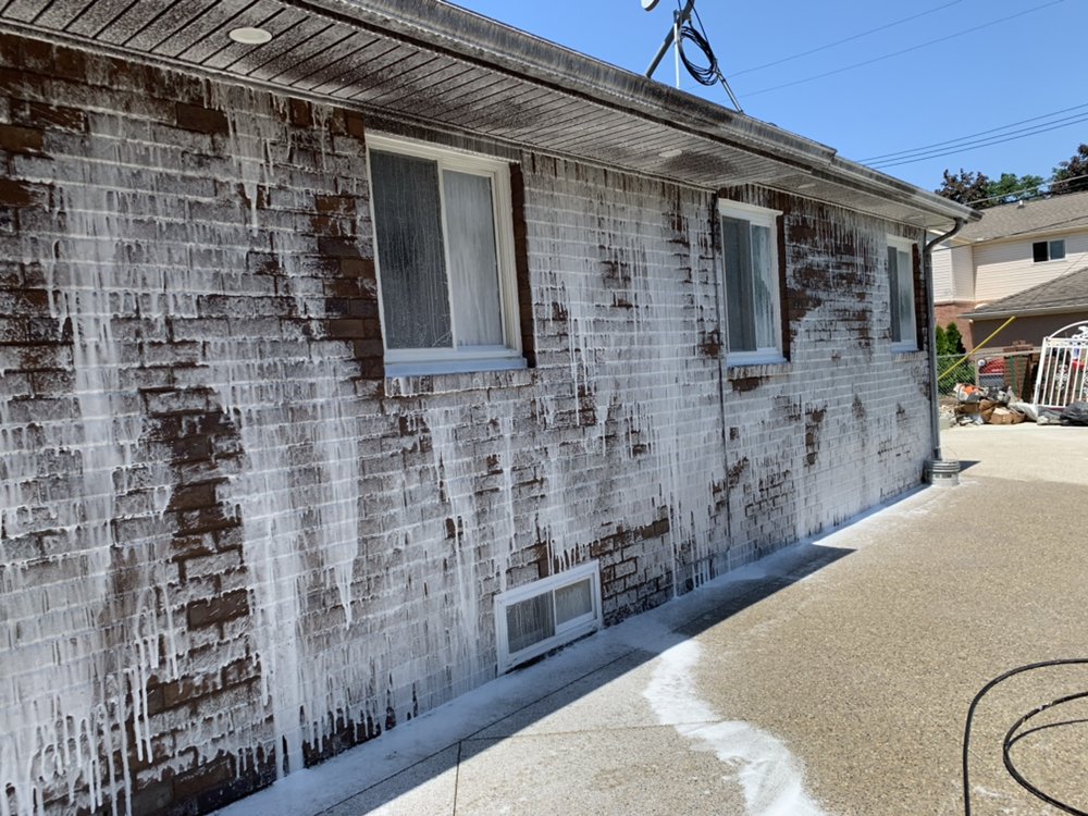 Photo of A&R Powerwashing