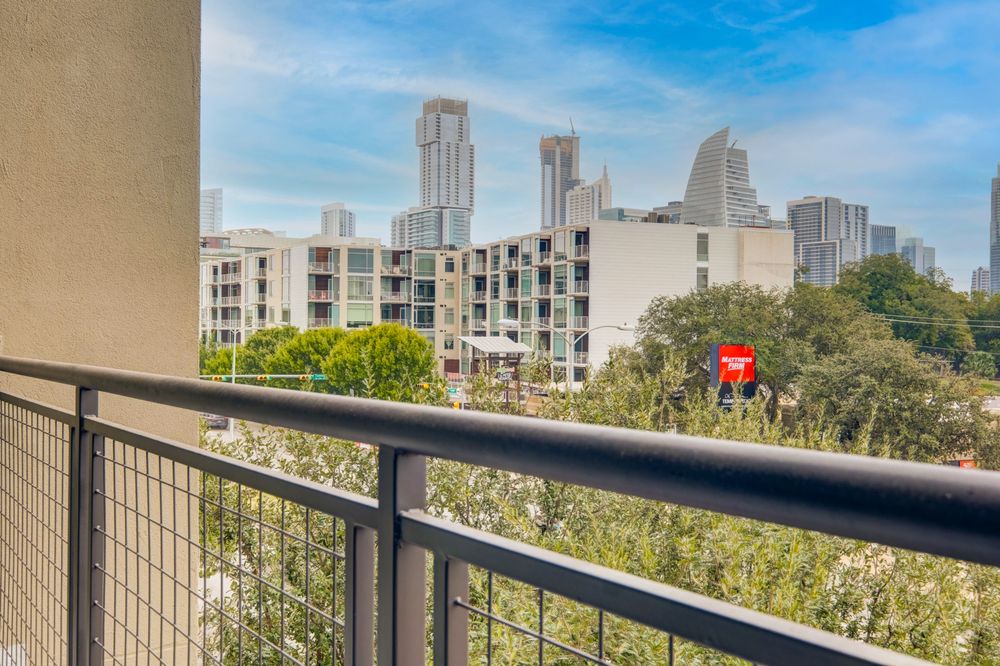 Photo of Cole Apartments