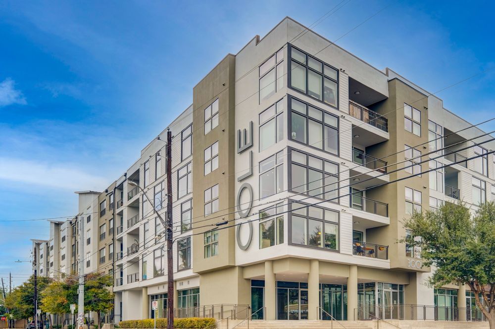 Photo of Cole Apartments