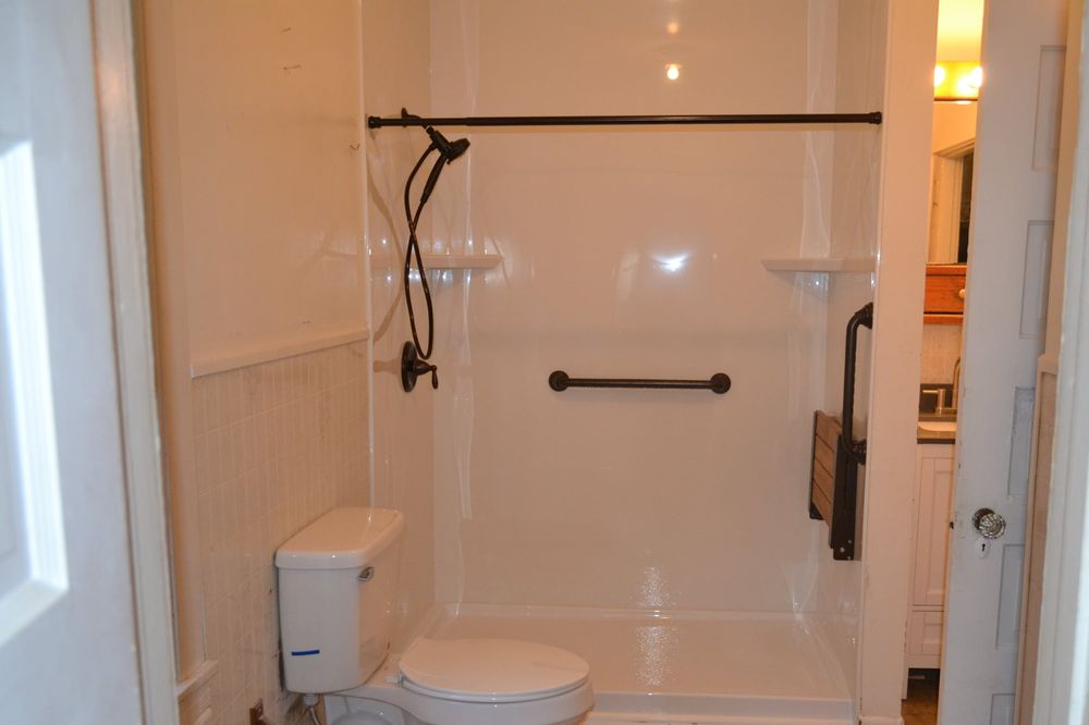 Photo of Desirable tub & Showers
