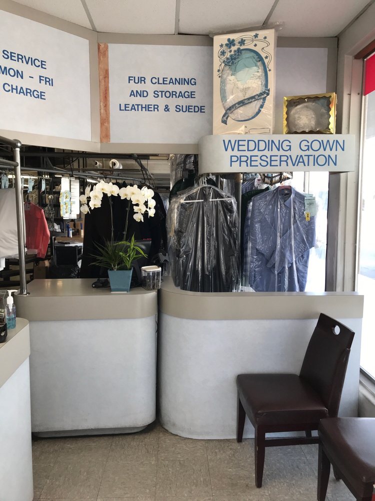 Photo of Crown Cleaners