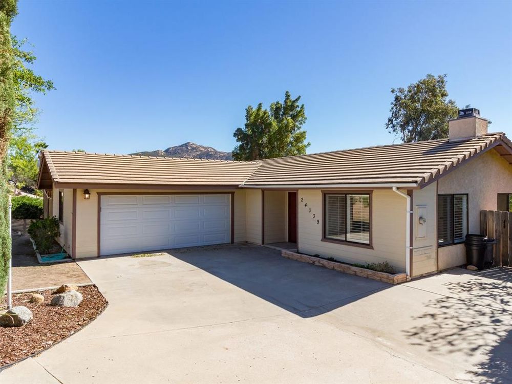 Photo of Chris Roberts - Encompass Realty Services