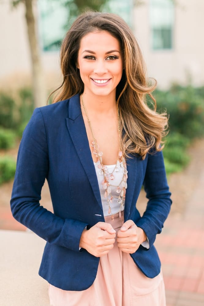 Photo of Leah Laviano - Vertical Real Estate