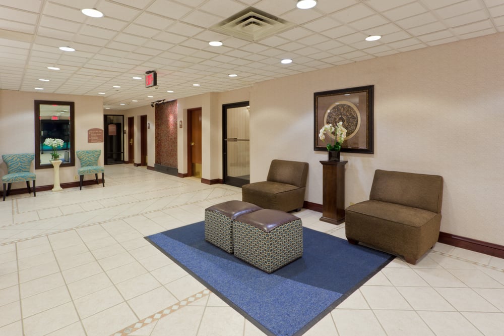 Photo of Holiday Inn Express & Suites Charleston-Southridge