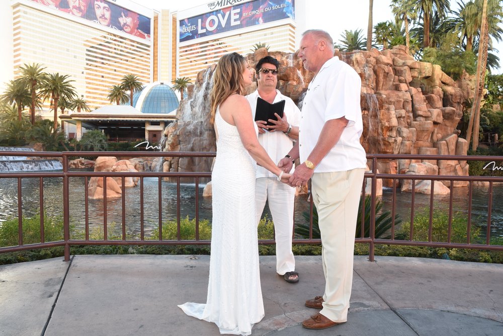 Photo of Best Vegas Wedding Site