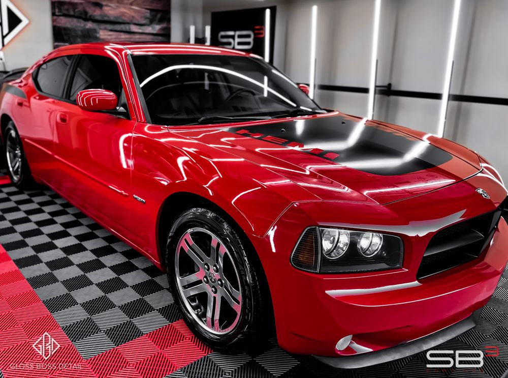 Photo of Gloss Boss Detail