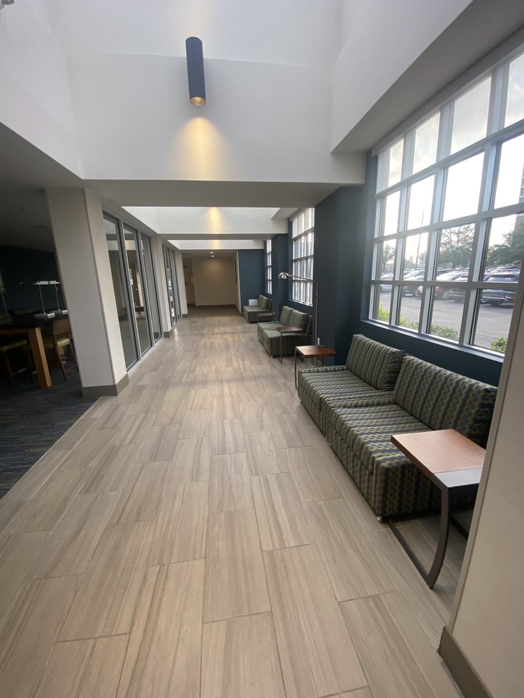 Photo of Holiday Inn Express Louisville Airport Expo Center