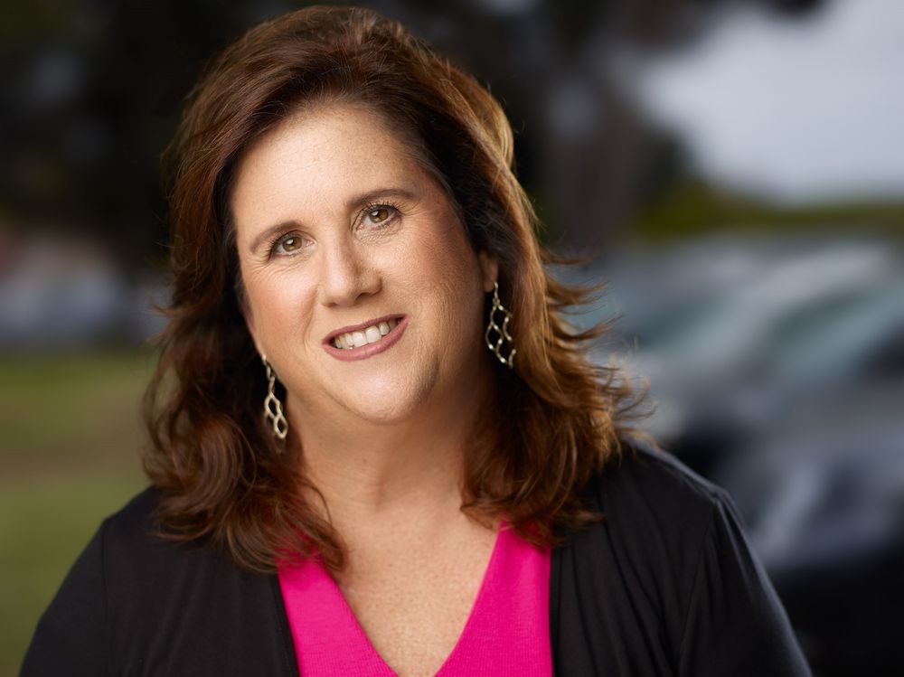 Photo of Lisa Johnson - Coldwell Banker West