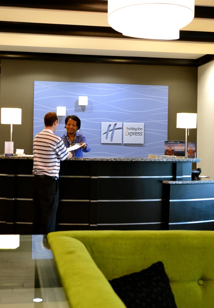 Photo of Holiday Inn Express & Suites Charleston Arpt-Conv Ctr Area
