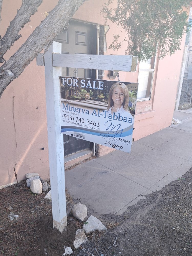 Photo of Call a Sign