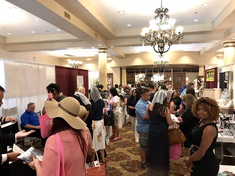 Photo of Kiss the Brides Expo