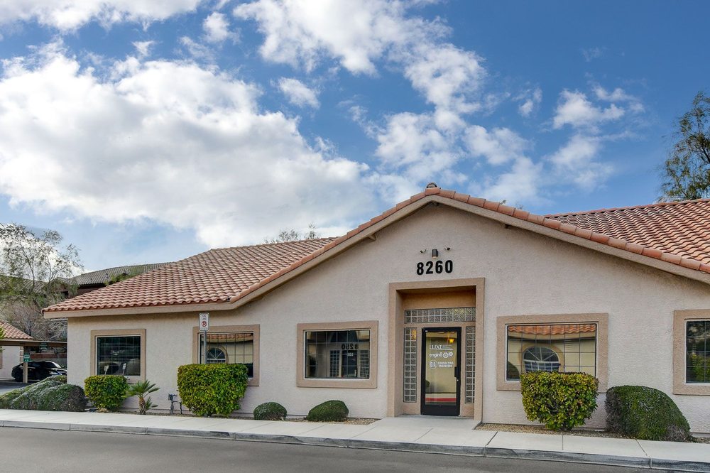 Photo of Donna Russo - LUXE International Realty