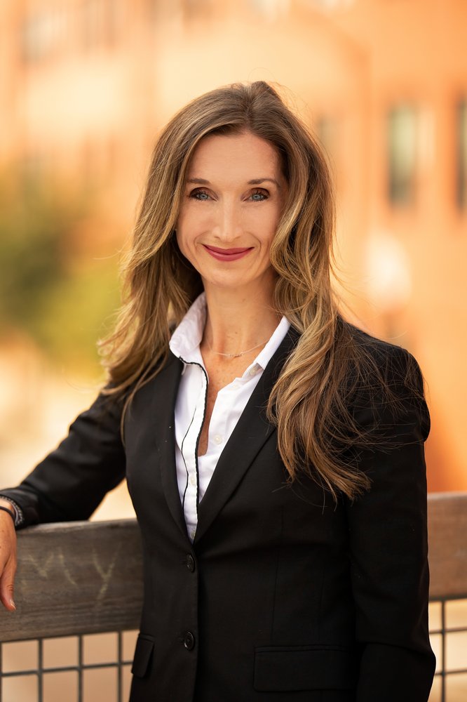 Photo of Amanda McMillan - @properties