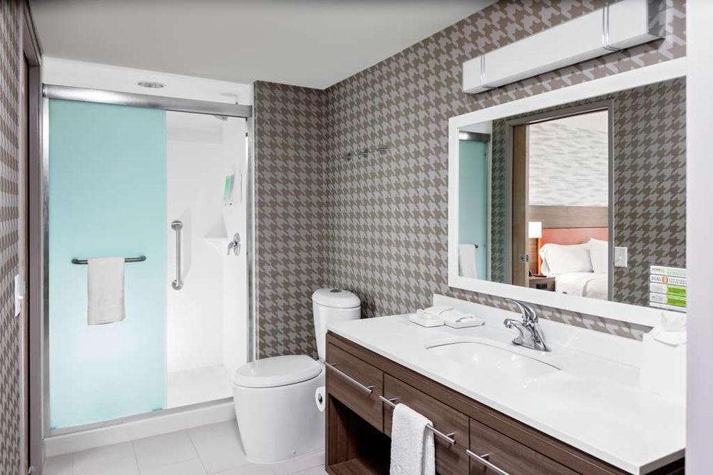 Photo of Home2 Suites by Hilton North Charleston University Blvd