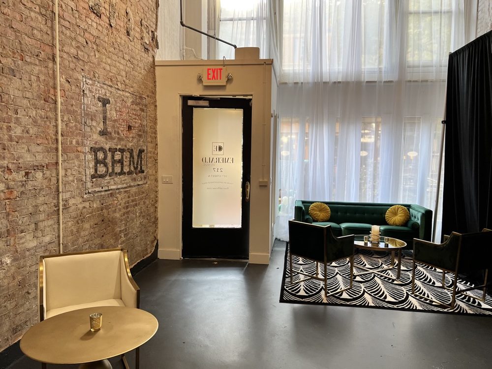 Photo of Emerald Venue