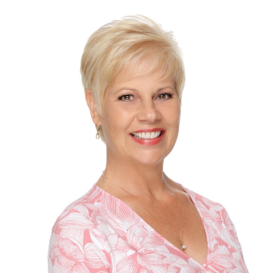Photo of Julie Rivers Realtor