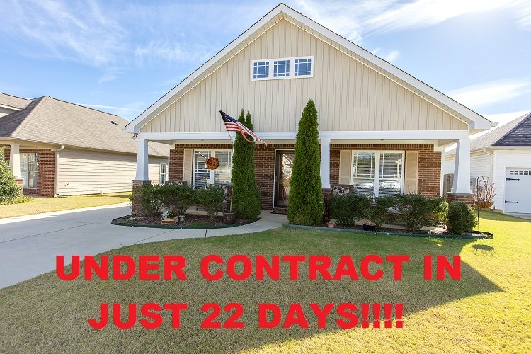 Photo of Cassie Carter-RE/MAX Advantage Central
