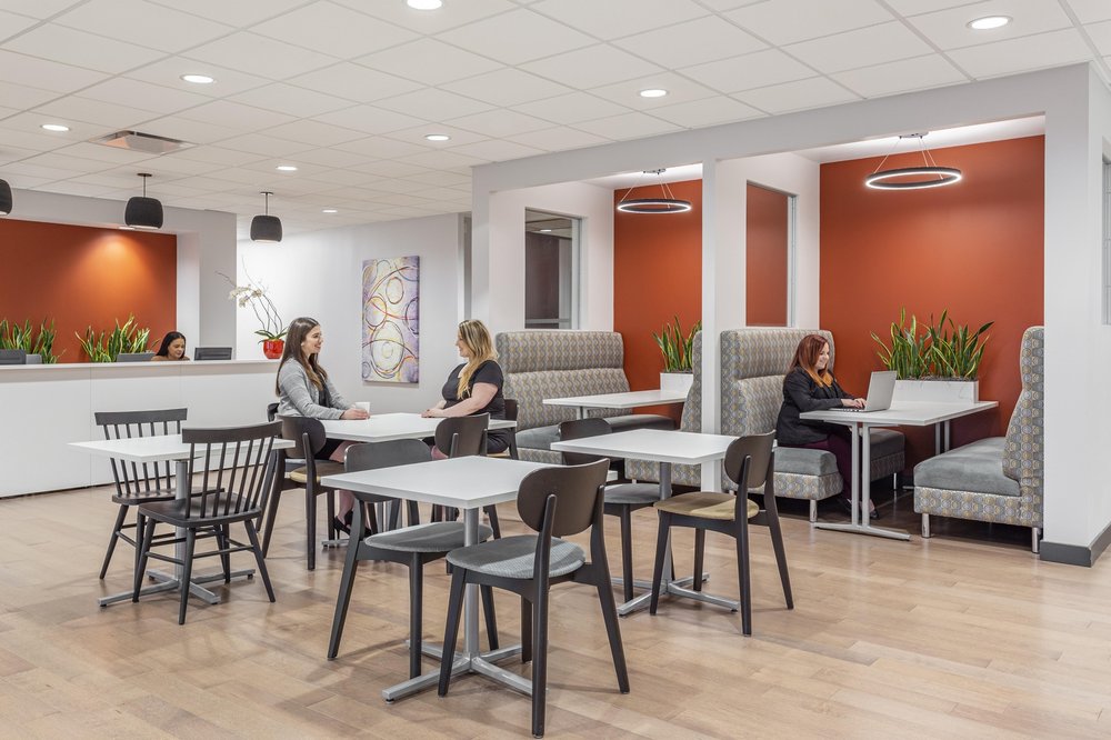 Photo of Flexible workspace in Regus Place St. Charles