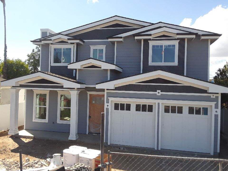 Photo of Aquino Siding