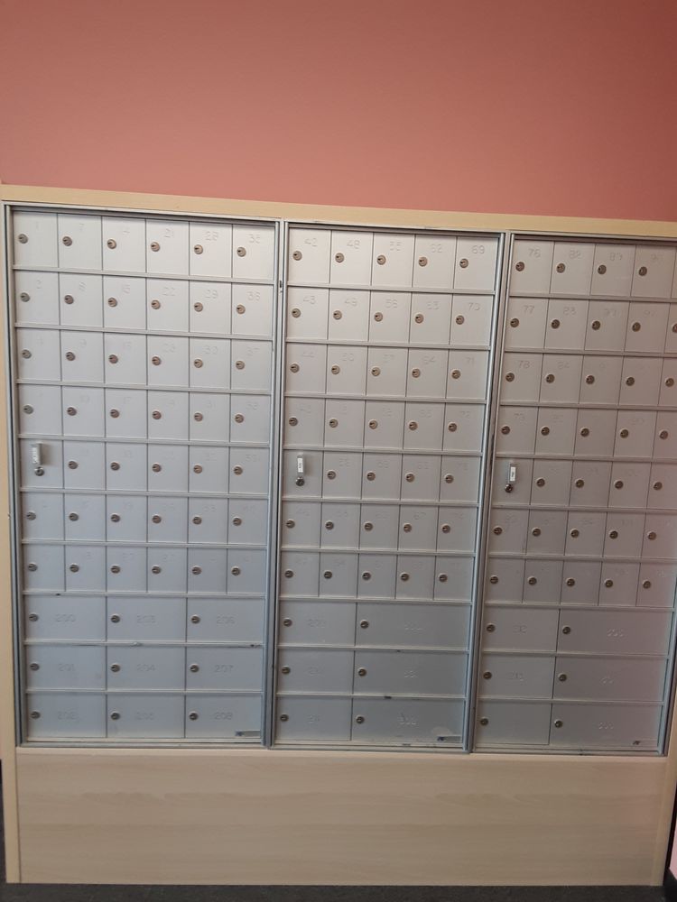 Photo of Divine Mailbox & Shipping