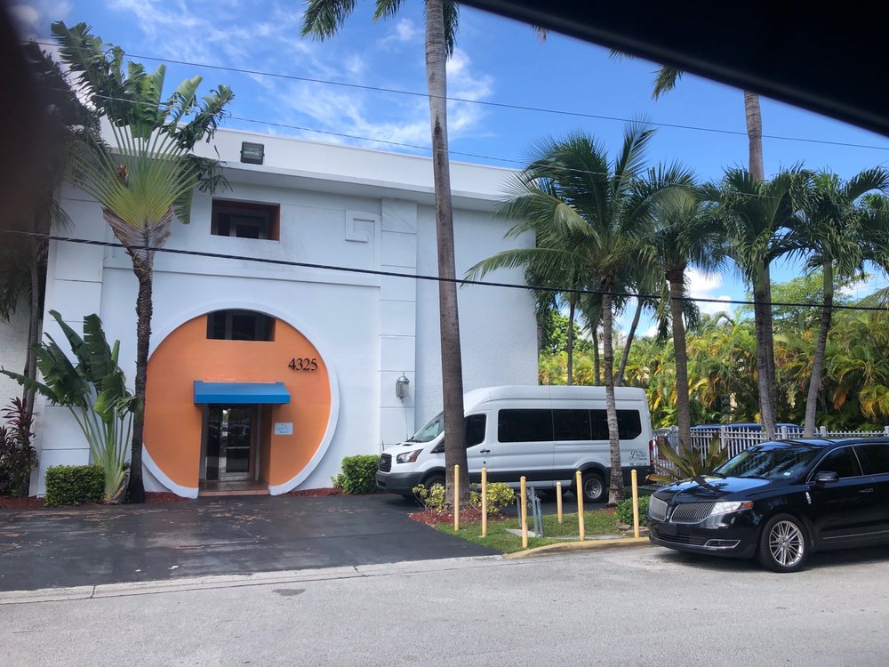 Photo of Mia Airport Villas