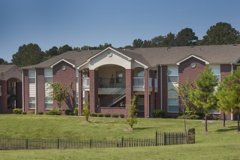 Photo of The Lakes At Hurricane Creek Apartments