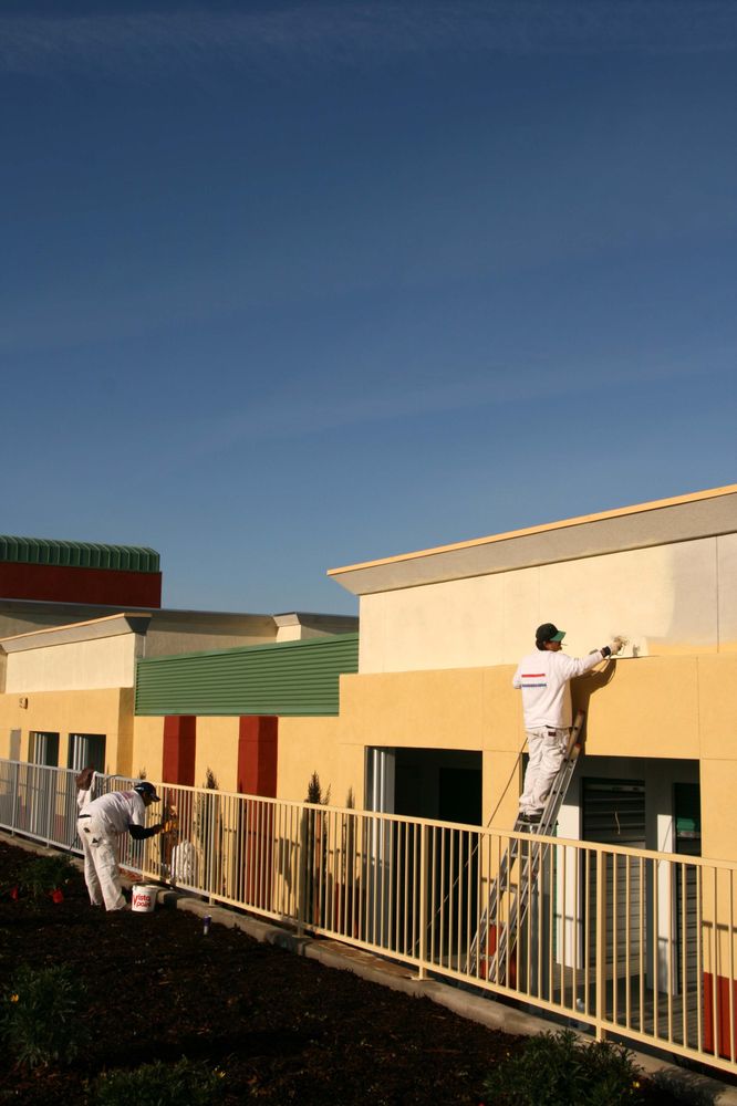 Photo of De Aza Handyman