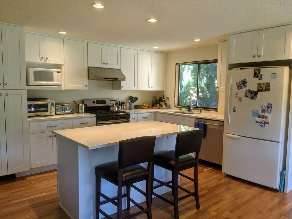 Photo of PDX Cabinets & Granite
