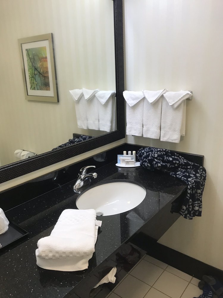 Photo of Fairfield Inn & Suites by Marriott Milwaukee Airport