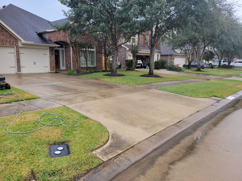 Photo of Baldwin Pressure Washing & Fence Staining