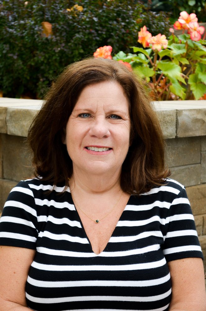 Photo of Sue Durfee - Lakes Area Realty
