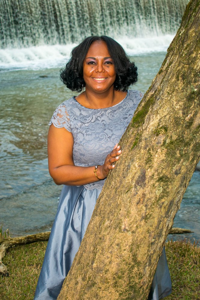 Photo of Andrea Shannon - BHGRE Metro Brokers