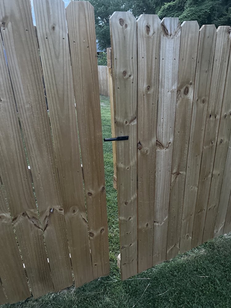 Photo of Breakfield Fencing
