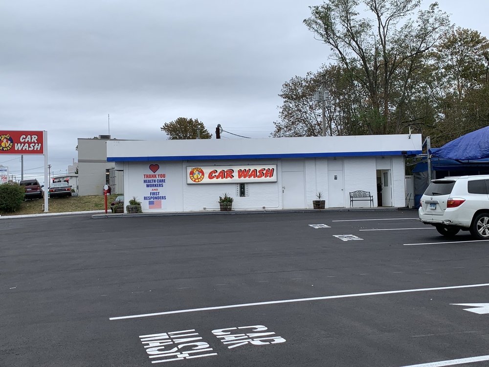 Photo of Fred's Car Wash - Southport