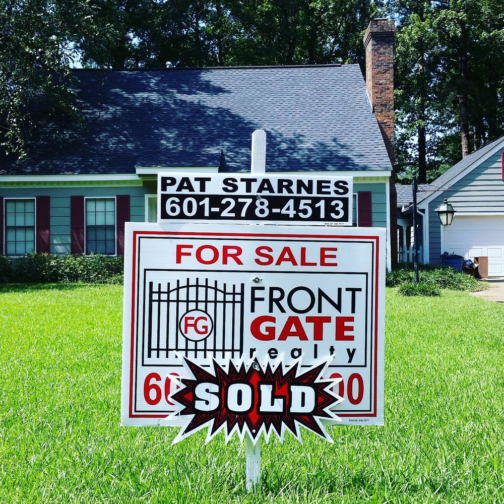 Photo of Pat Starnes - Front Gate Realty